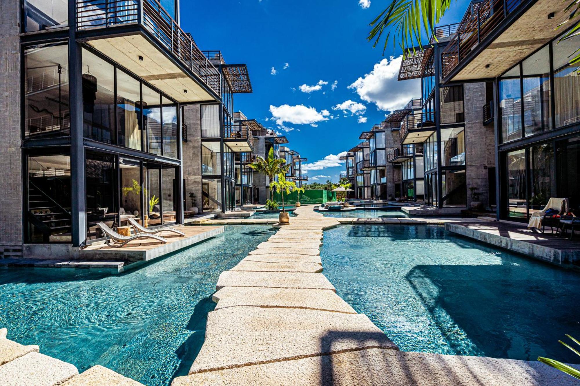 Serene Hideaway With Cenotes